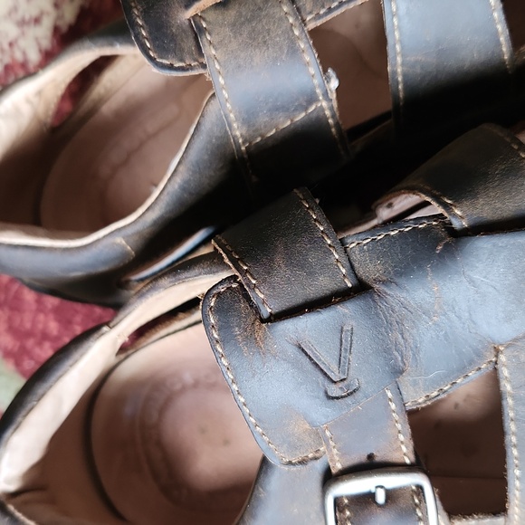 Keen Brown Leather Sandals with Buckle - Picture 5 of 8